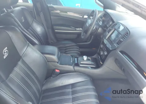 2023 Chrysler 300 300S из США, поврежденный, VIN 2C3CCABG9PH566043